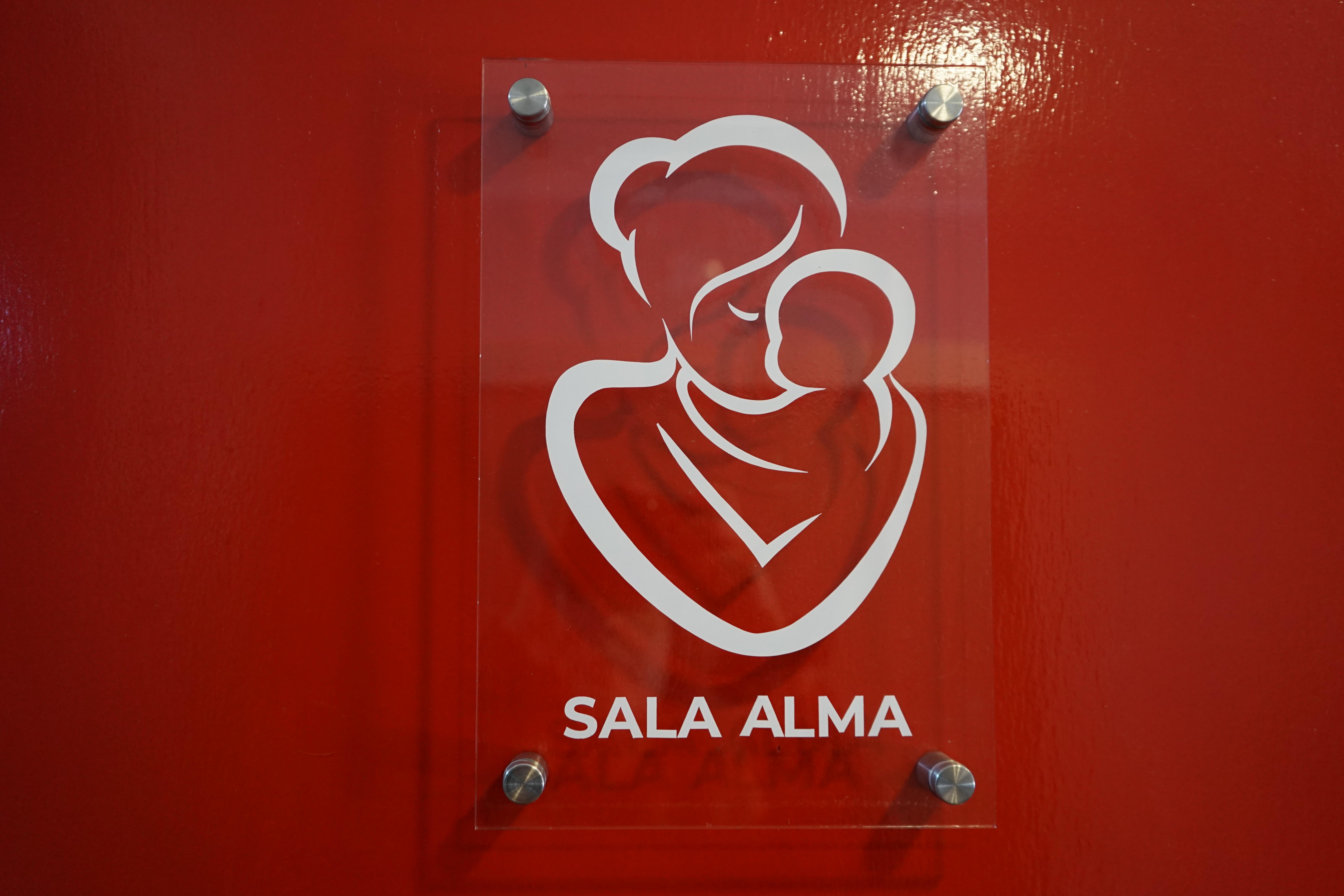 Sala Alma: habilitan espacio de lactancia materna en Puerto de Minera Los Pelambres