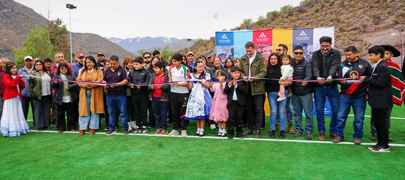 Punta Nueva inaugura moderna cancha de fútbol con estándar FIFA